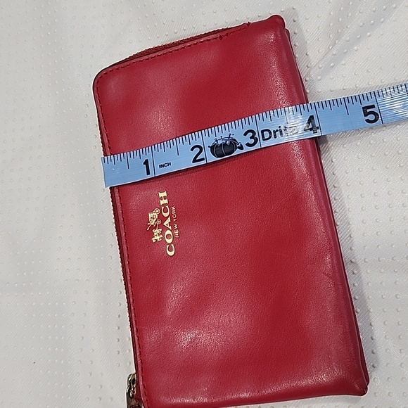 Coach Doble Zipper Red Soft Leather Wristlet . - Picture 14 of 15